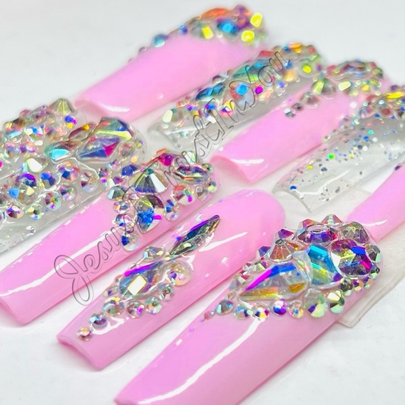 Pink and Silver Rhinestone Nail Set - Picture 5 of 5